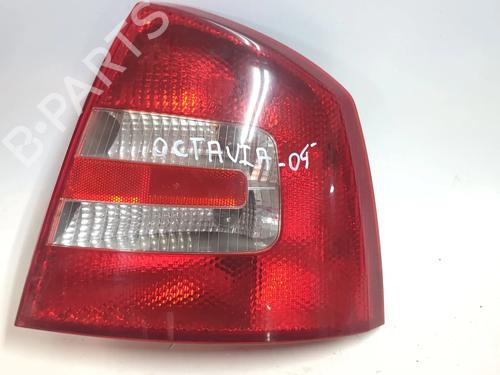Højre baglygte SKODA OCTAVIA II (1Z3) 1.9 TDI (105 hp) 24874968