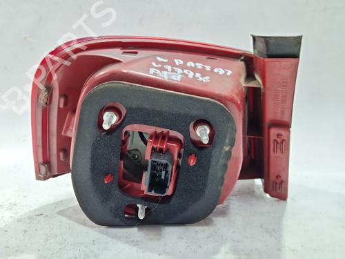 Høyre baklys VW PASSAT B6 (3C2) 2.0 TDI 16V | BP30657778C35