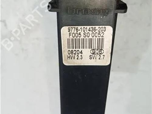 Vindusheismotor høyre foran SEAT LEON (1M1) 1.9 TDI | BP23912180E20 
