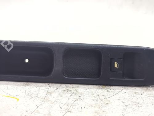 Used Right front window switch Right front window switch PEUGEOT 307 (3A/C) 1.6 16V (109 hp) 40291595 40291595