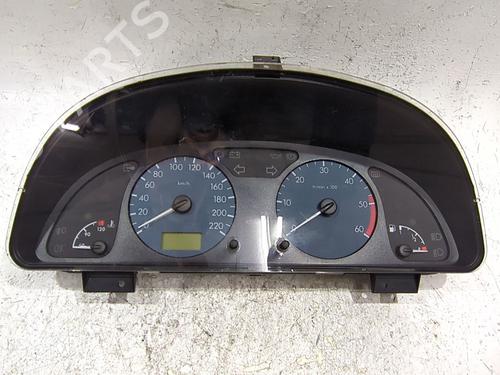 Used Instrument cluster CITROËN XSARA (N1) 1.9 TD (90 hp) 32656072