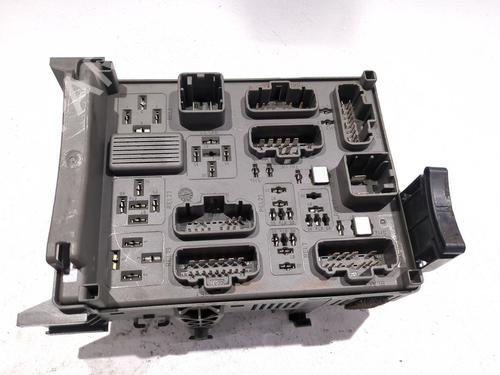Used Fuse box RENAULT ESPACE IV (JK0/1_) 2.0 dCi (JK03, JK04, JK1C, JK1G, JK1J, JK1K) (173 hp) 29993096