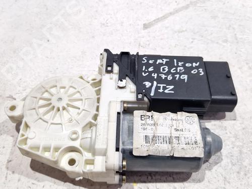 Rudehejsemotor forskærm venstre SEAT LEON (1M1) 1.6 16 V | BP29519034E21 