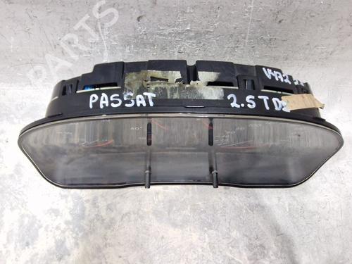 Instrument cluster VW PASSAT B5 Variant (3B5) 2.5 TDI | BP29876537C47