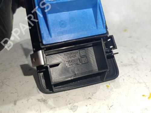 Left front window switch FIAT GRANDE PUNTO (199_) 1.9 D Multijet | BP39227969I27 - Image 4