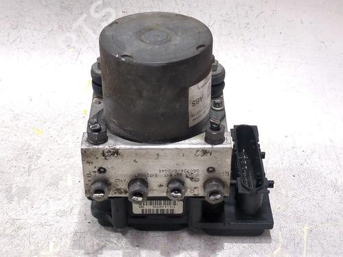 Used ABS pump PEUGEOT BOXER Van 2.2 HDi 100 (101 hp) 28010645