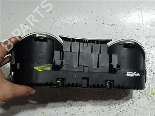 Instrument cluster SEAT IBIZA IV (6J5, 6P1) 1.9 TDI | BP23915638C47 