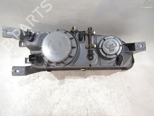 Left headlight HYUNDAI SONATA III (Y-3) 2.0 i | BP27806669C28 