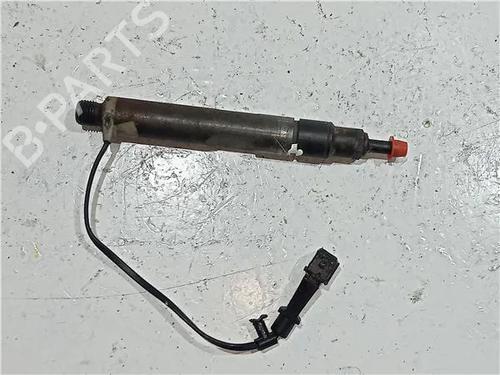 Used Injector SEAT LEON (1P1) 2.0 TDI 16V (140 hp) 23915985