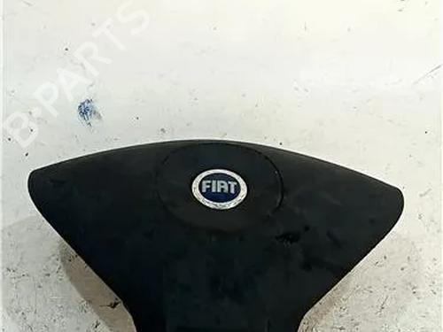 Driver airbag FIAT STILO (192_) 1.9 JTD (192_XE1A) | BP23911238C9 