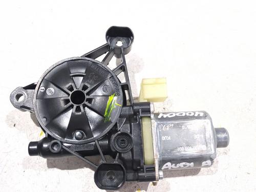 Rudehejsemotor bagstkærm venstre AUDI A3 Sportback (8YA, 8YF) 35 TFSI (150 hp) 23927969