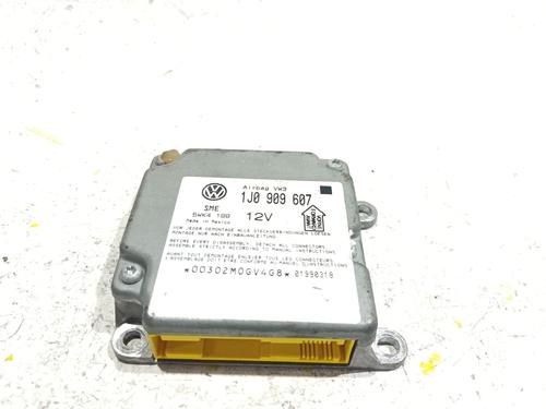 Used ECU airbags ECU airbags VW PASSAT B5 (3B2) 2.3 VR5 Syncro/4motion (150 hp) 40282421 40282421