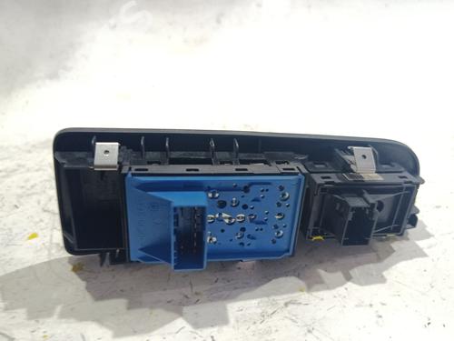 Left front window switch FIAT GRANDE PUNTO (199_) 1.9 D Multijet | BP39227969I27 - Image 2