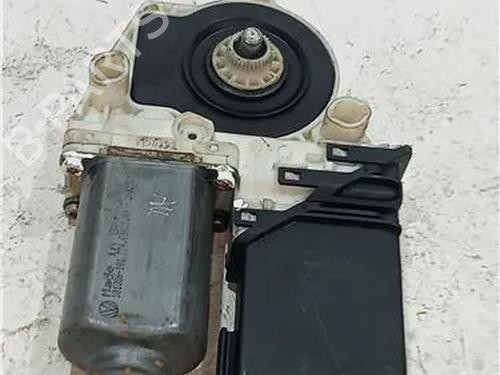 Right front window motor VW GOLF IV (1J1) 1.4 16V | BP23911820E20 
