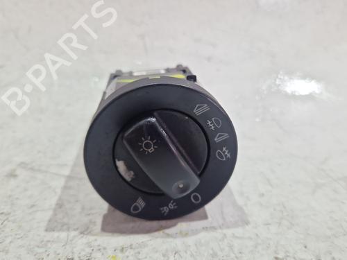 Used Headlight switch Headlight switch AUDI A4 B7 (8EC) 3.0 TDI quattro (204 hp) 33715160 33715160