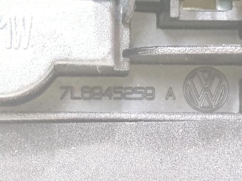 Venstre baglygte bagklap VW TOUAREG (7LA, 7L6, 7L7) 2.5 R5 TDI | BP28623145C79 