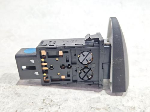 Switch HYUNDAI SANTA FÉ I (SM) 2.0 CRDi | BP29876871I30