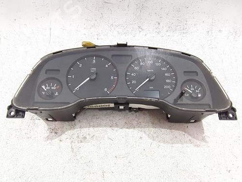 Used Instrument cluster OPEL ASTRA G Saloon (T98) 1.7 TD (F69) (68 hp) 32843983