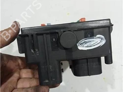 Fuse box OPEL CORSA D (S07) 1.3 CDTI (L08, L68) | BP23917640E1 - Image 4