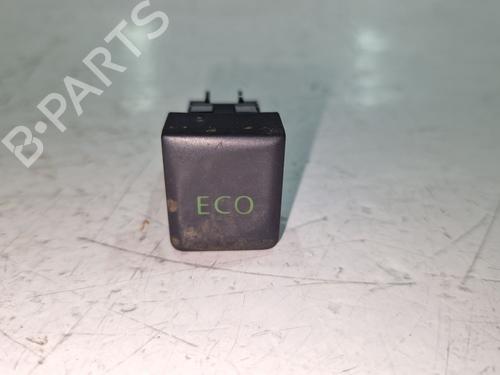 switch-renault-captur-i-j5_-h5_-2013-34622044 main image