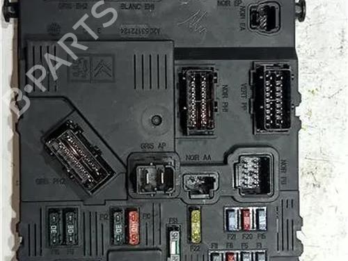 Used Fuse box CITROËN XSARA PICASSO (N68) 1.6 HDi (109 hp) 28074549