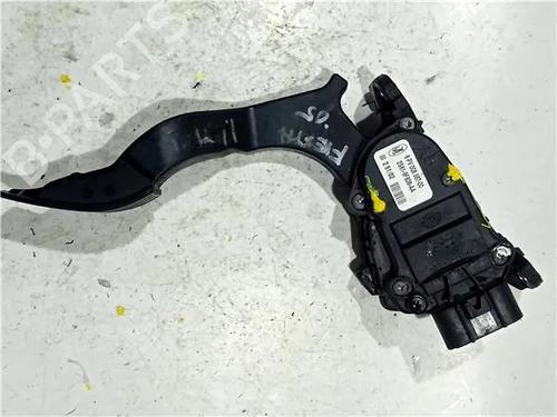 Used Pedal FORD FIESTA IV (JA_, JB_) 1.0 i (65 hp) 23930521