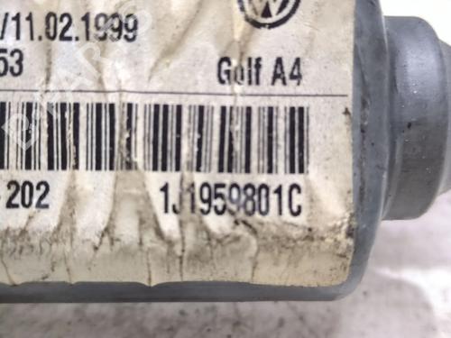 Left front window motor VW GOLF IV (1J1) 1.9 TDI | BP28599434E21
