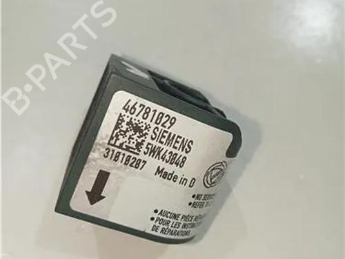 Elektronische module FIAT STILO (192_) 1.9 JTD (192_XE1A) (115 hp) 23912282
