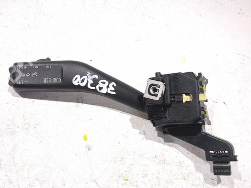 Used Steering column stalk VW TOURAN (1T1, 1T2) 2.0 TDI (140 hp) 23902781