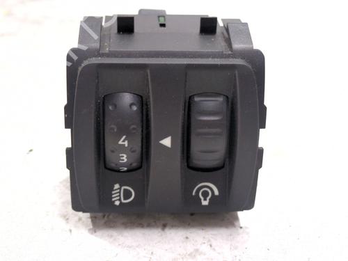 headlight-adjuster-motor-renault-megane-iii-coupe-dz01_-2008-2009-2010-2011-2012-2013-2014-2015-2016-34125714 main image