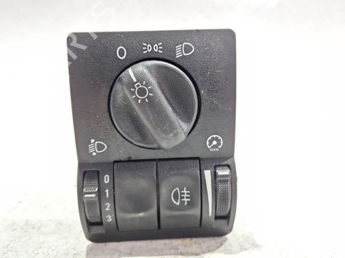 Used Headlight switch OPEL ASTRA G Hatchback (T98) 1.7 TD (F08, F48) (68 hp) 30936360
