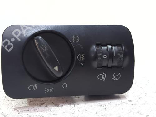 Used Headlight switch Headlight switch SEAT TOLEDO II (1M2) 1.9 TDI (90 hp) 40080268 40080268