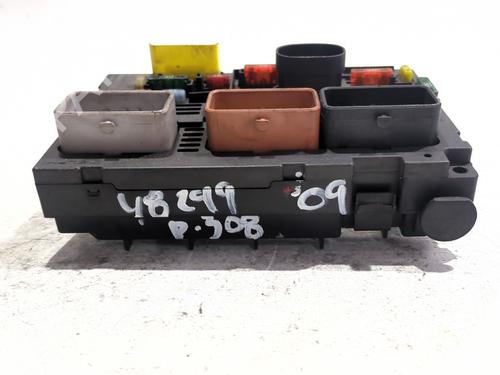Fuse box PEUGEOT 308 I (4A_, 4C_) 1.6 HDi | BP32163540E1