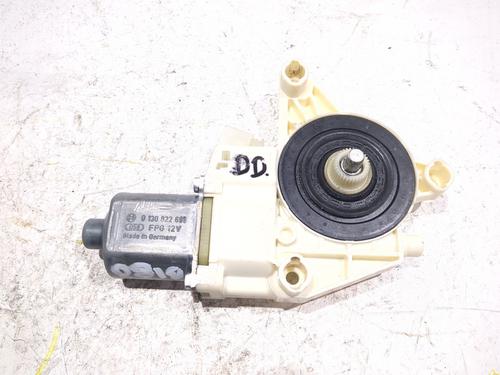 Rudehejsemotor forskærm højre MERCEDES-BENZ B-CLASS Sports Tourer (W246, W242) B 180 CDI (246.200) (109 hp) 30002905