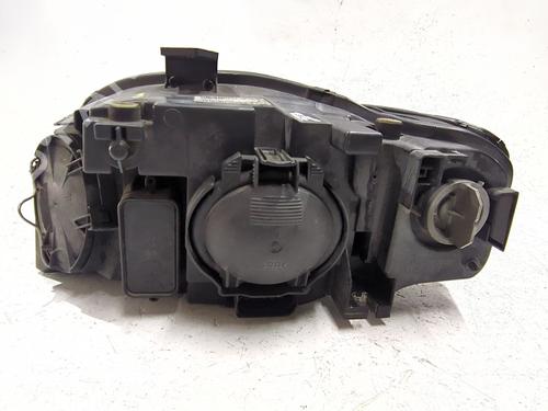 Right headlight AUDI A4 B7 (8EC) 2.0 TDI 16V | BP32424590C29