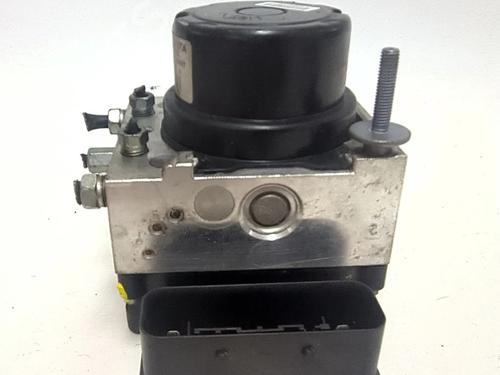 Used ABS pump TOYOTA YARIS (_P13_) 1.4 D (NLP130_, NLP130) (90 hp) 24874917