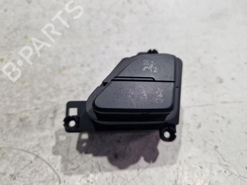 Used Switch Switch HYUNDAI i30 Coupe 1.6 CRDi (128 hp) 33654559 33654559
