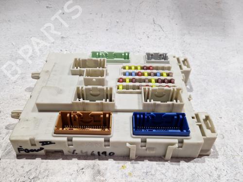 Used Fuse box FORD FOCUS III 1.5 TDCi (120 hp) 29876900