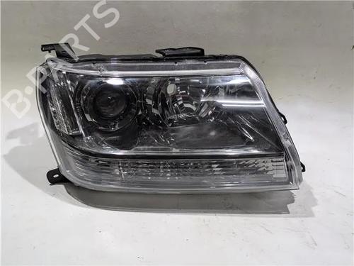 Højre forlygte SUZUKI GRAND VITARA II (JT, TE, TD) 1.9 DDiS All-wheel Drive (JT419, TD44, JB419WD, JB419XD,... (129 hp) 23924088