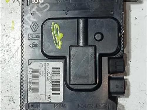 Module électronique RENAULT MEGANE III Hatchback (BZ0/1_, B3_) 1.5 dCi | BP23915469M83 