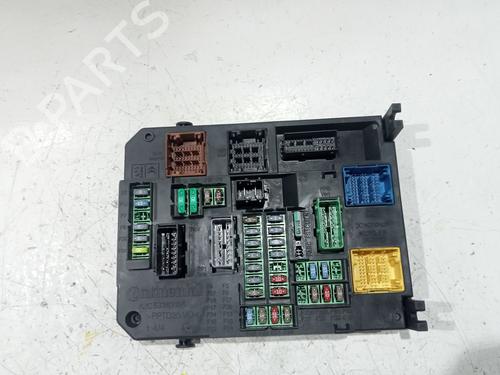 Fuse box CITROËN C4 II (NC_) 1.6 HDi 115 | BP27338300E1 