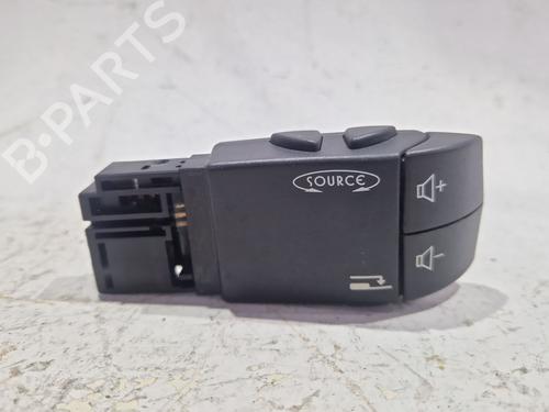 Commandes au volant RENAULT ESPACE IV (JK0/1_) 2.2 dCi (JK0H) (150 hp) 30006225