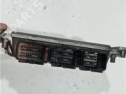 Elektronisk modul RENAULT MEGANE I Classic (LA0/1_) 1.9 dTi (LA1U) | BP23918983M83 