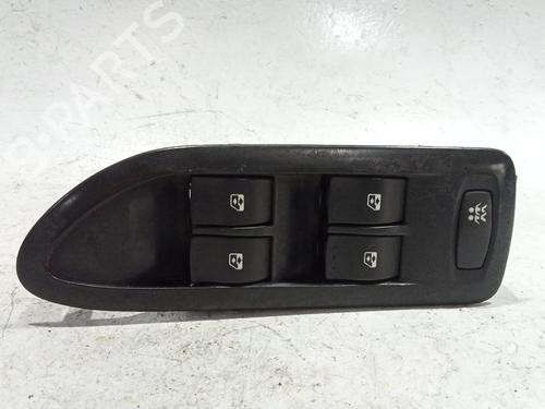 Used Left front window switch RENAULT LAGUNA II (BG0/1_) 1.9 dCi (BG08, BG0G) (120 hp) 30936069