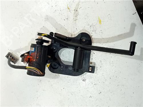 Used Pedal BMW 3 (E46) 323 i (170 hp) 23908500