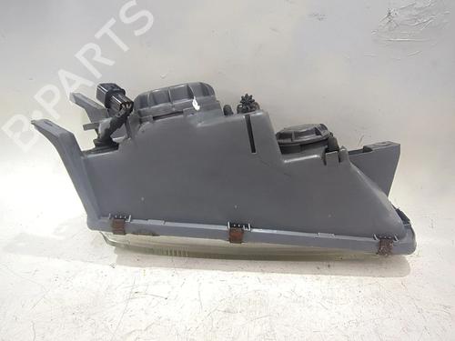 Left headlight HYUNDAI SONATA III (Y-3) 2.0 i | BP27806466C28 