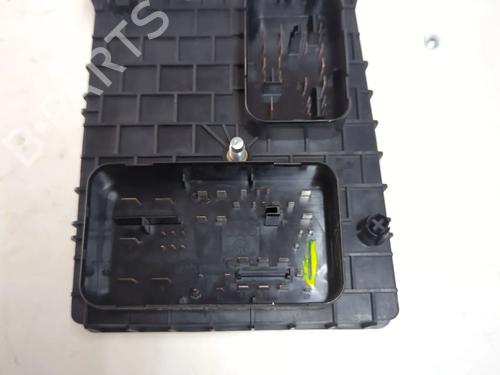 Fuse box VW GOLF V (1K1) 1.9 TDI | BP24885787E1 