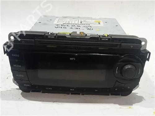 Used Radio SEAT IBIZA III (6L1) 1.4 16V (86 hp) 23918442