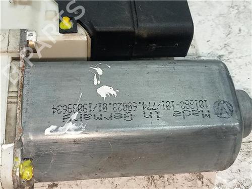 Rudehejsemotor bagstkærm højre SEAT TOLEDO II (1M2) 1.9 TDI | BP23912994E22 