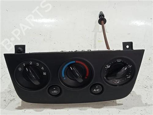 Used Climate control FORD FIESTA IV (JA_, JB_) 1.0 i (65 hp) 23923645